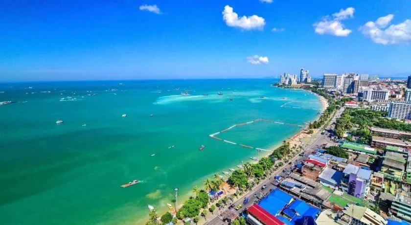 Phuphaya Resort Pattaya