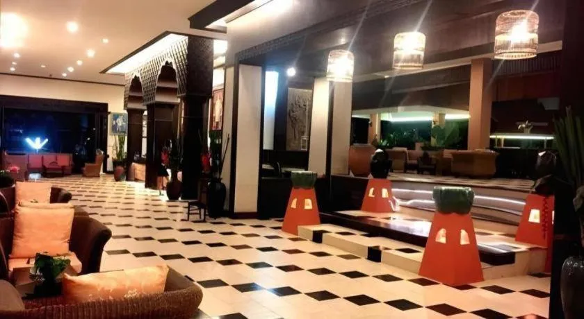 Phuphaya Resort Pattaya