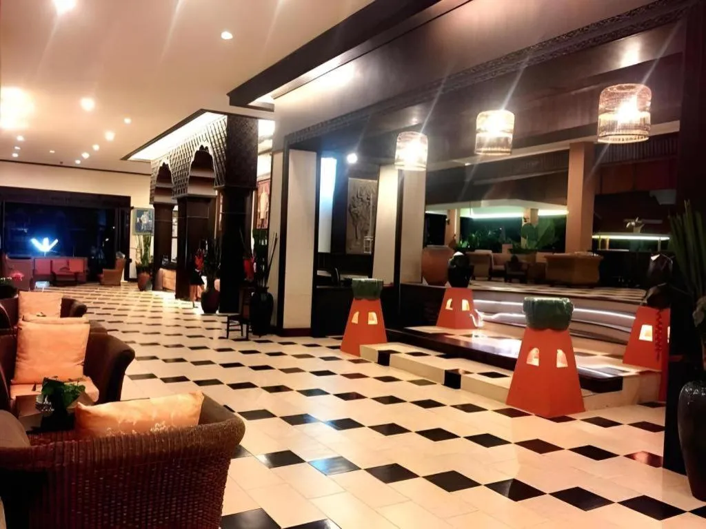 Phuphaya Resort Pattaya