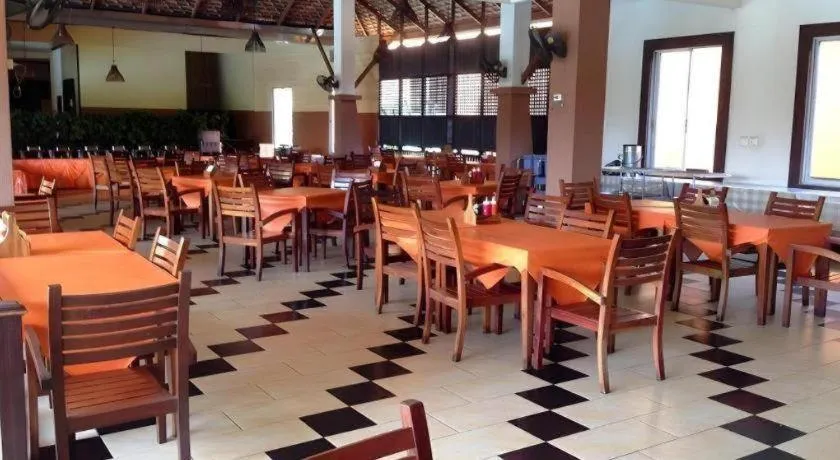 Phuphaya Resort Pattaya