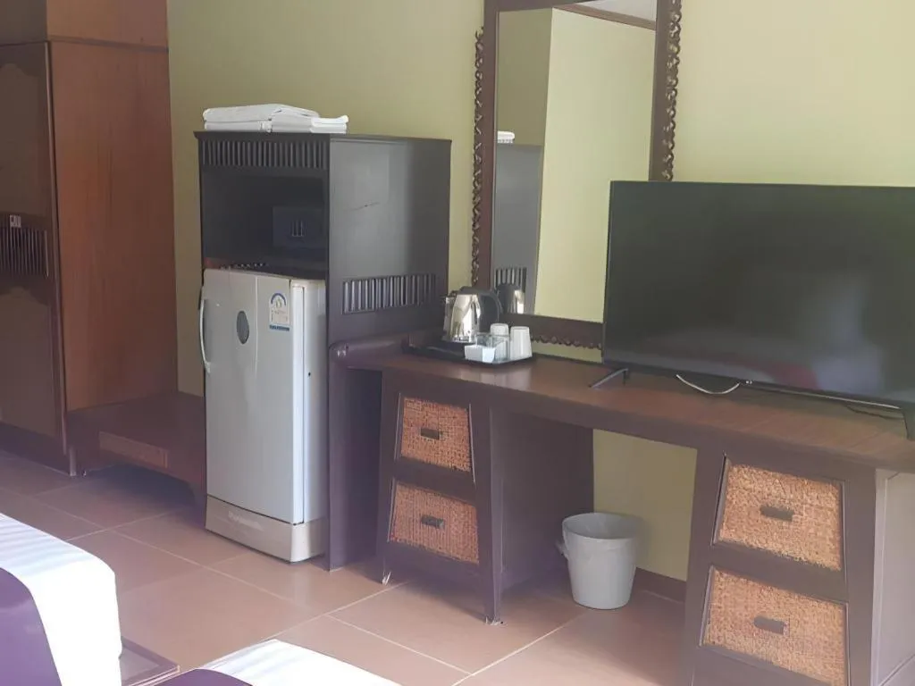 Phuphaya Resort Pattaya