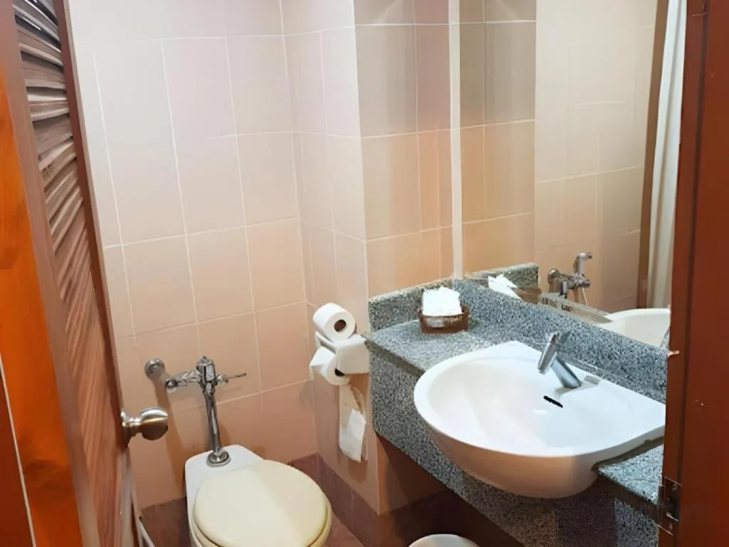 Phuphaya Resort Pattaya