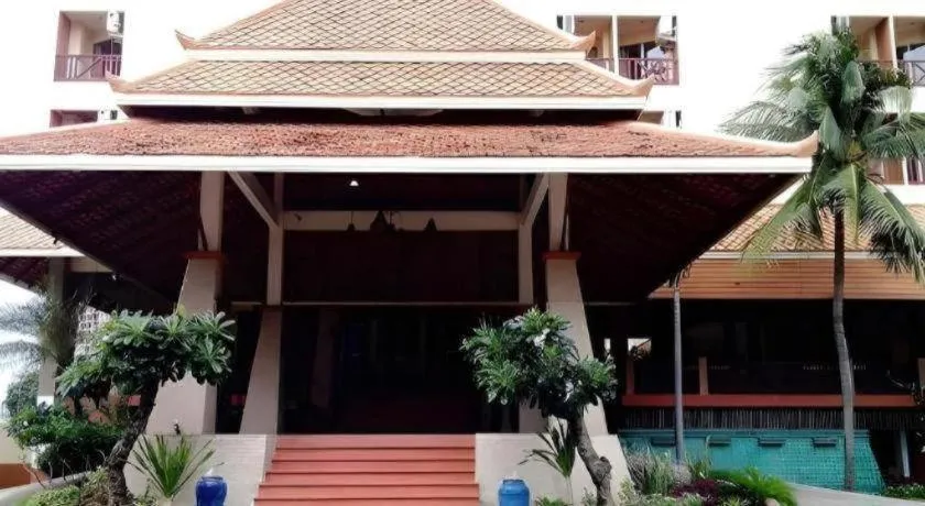 Phuphaya Resort Pattaya