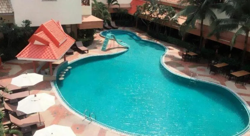 Phuphaya Resort Pattaya