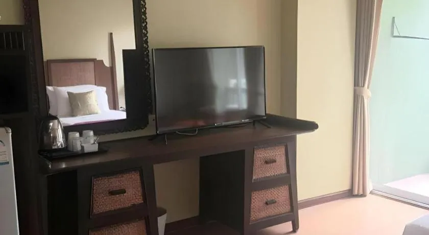 Phuphaya Resort Pattaya