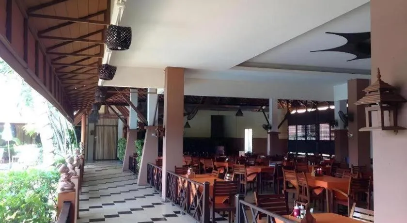 Phuphaya Resort Pattaya