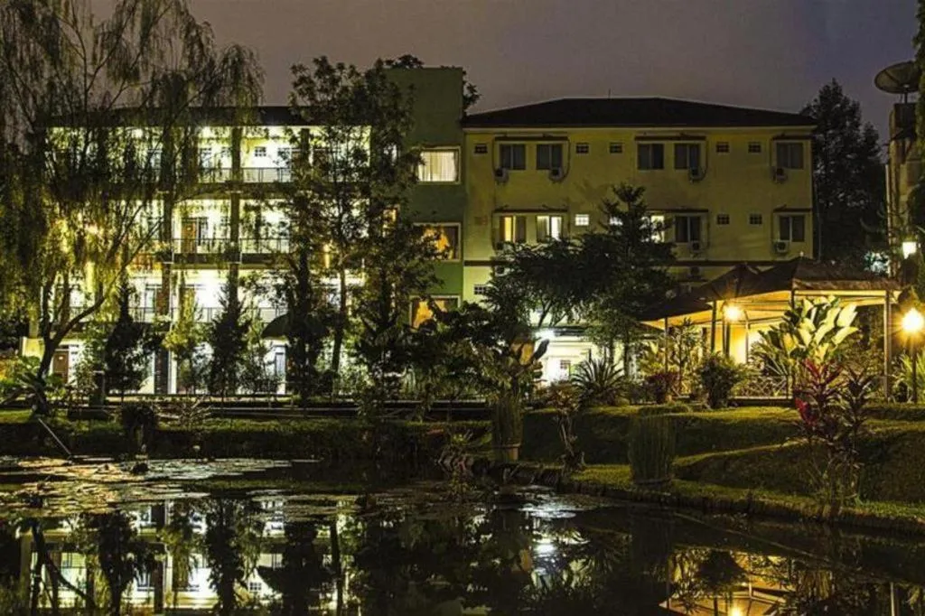 Lotus Bandung Hotel, Cafe, and Meeting Place