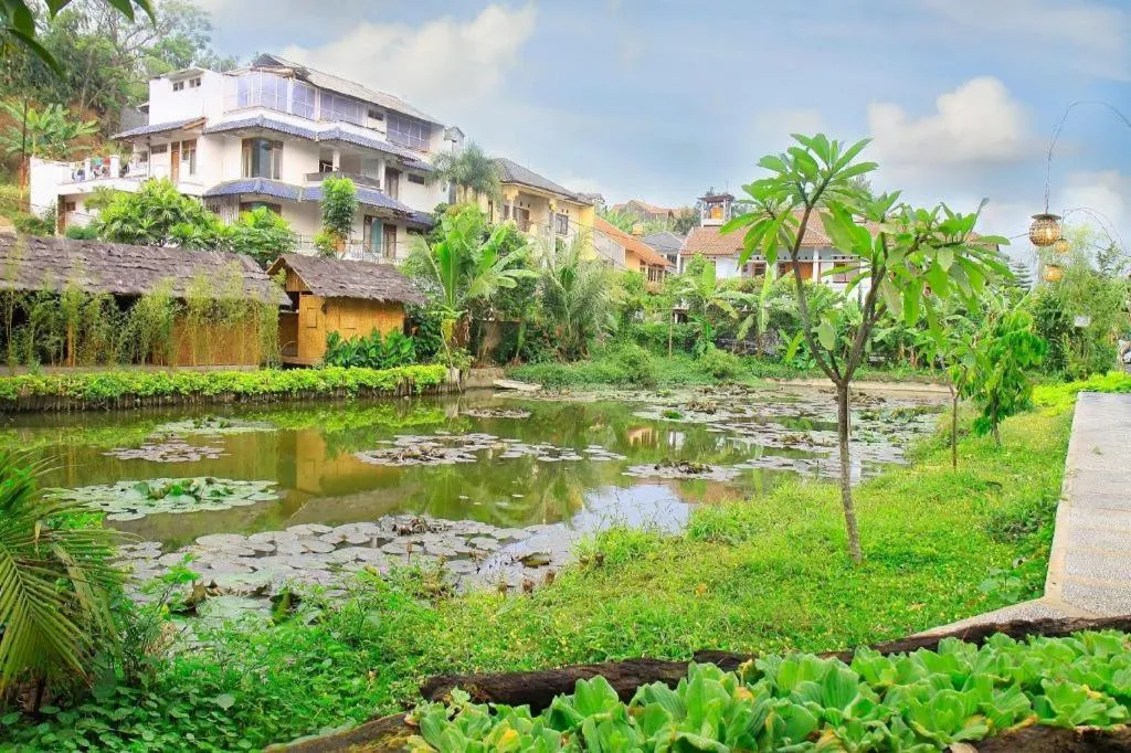 Lotus Bandung Hotel, Cafe, and Meeting Place