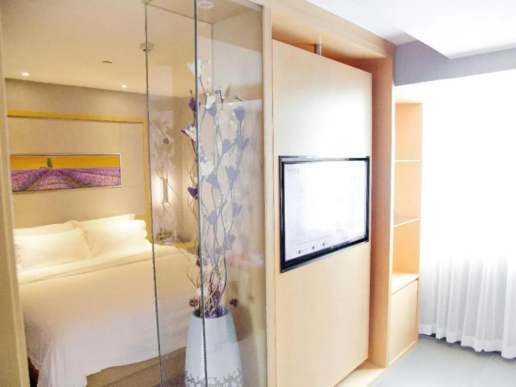 Bed in Lavande Hotel Shanghai Railway Station Branch