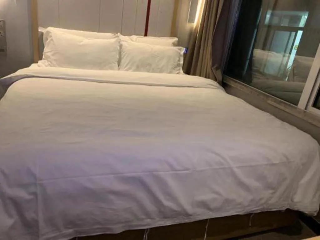 Bed in Lavande Hotel Shanghai Railway Station Branch