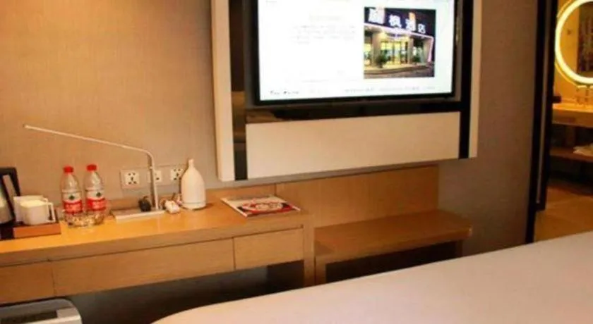 Bed in Lavande Hotel Shanghai Railway Station Branch