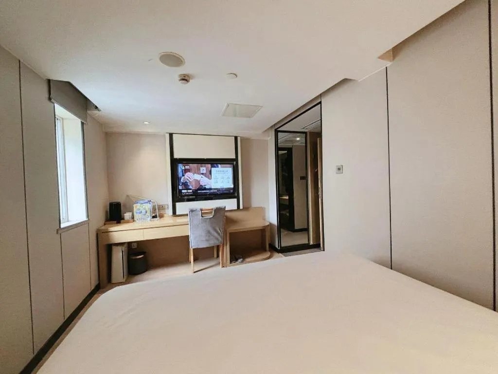 Bed in Lavande Hotel Shanghai Railway Station Branch