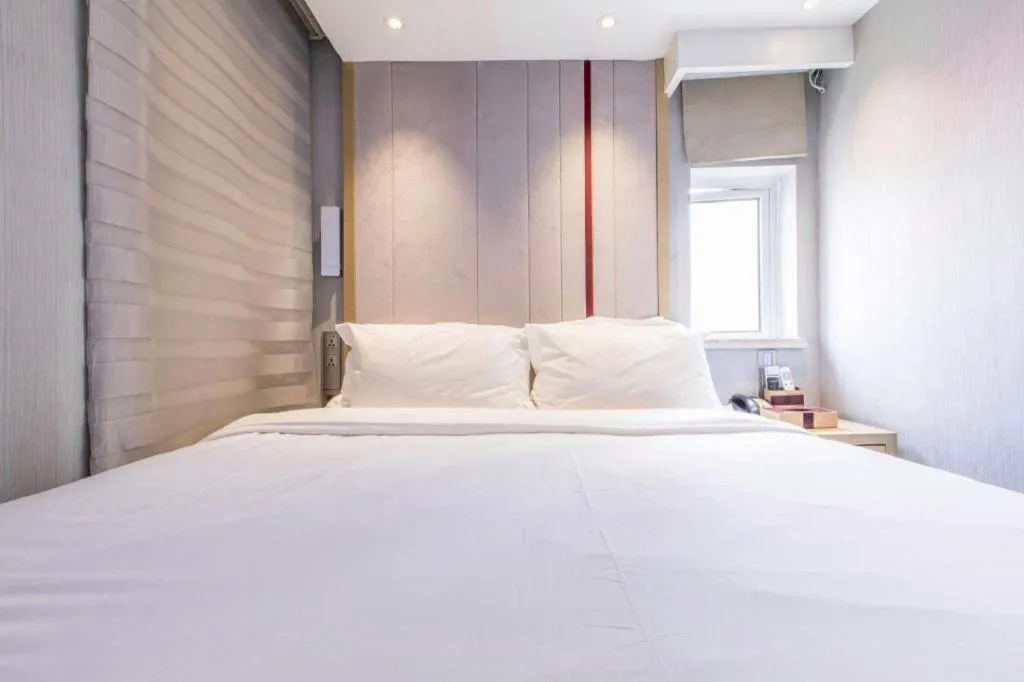 Bed in Lavande Hotel Shanghai Railway Station Branch