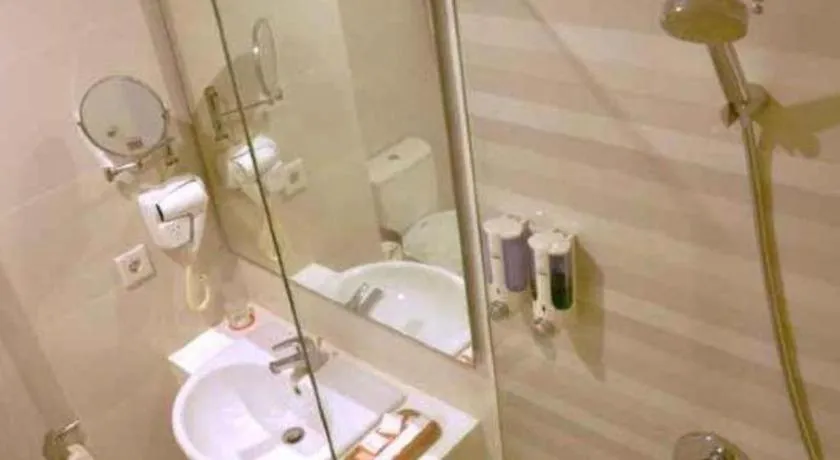 Everbright Ambon Hotel