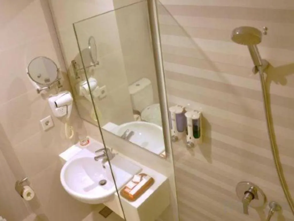 Everbright Ambon Hotel