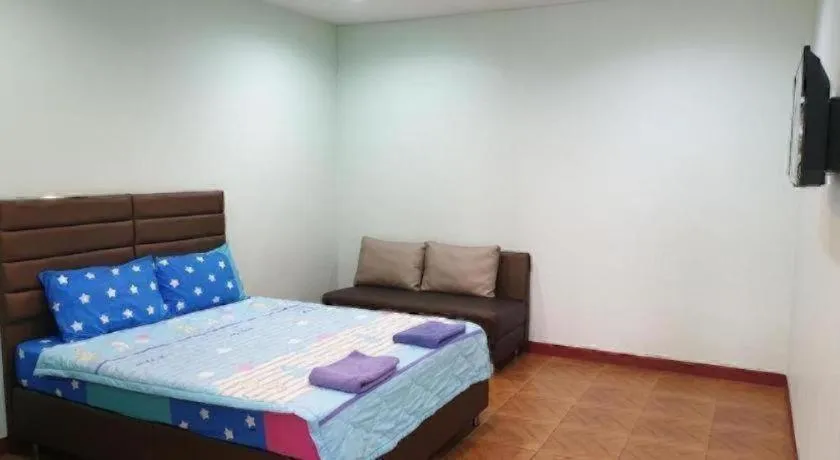 Bed in Friends House Resort