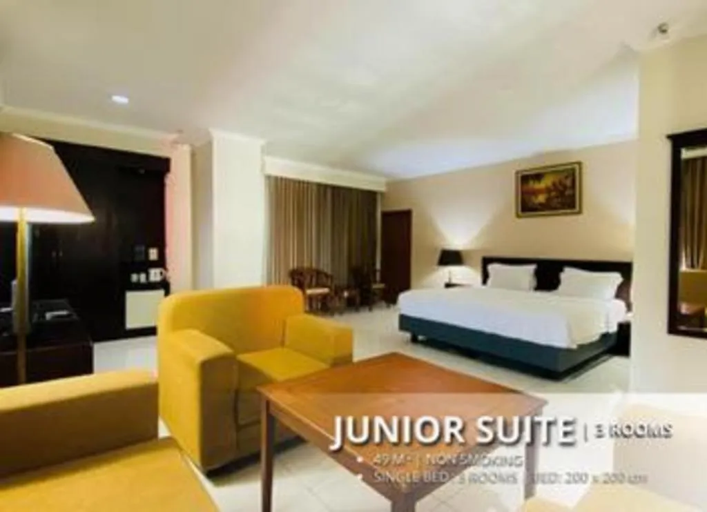 Bed in Plaza Hotel Tegal
