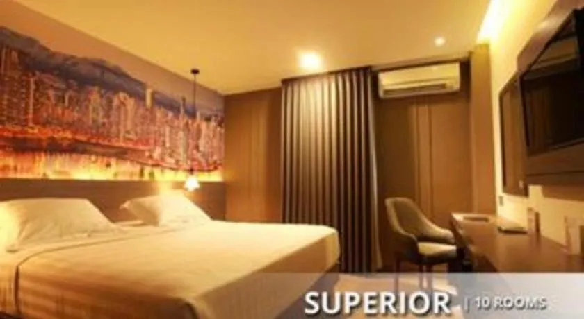 Bed in Plaza Hotel Tegal