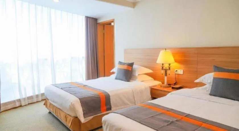 Bed in Golden Sea View Hotel Haikou