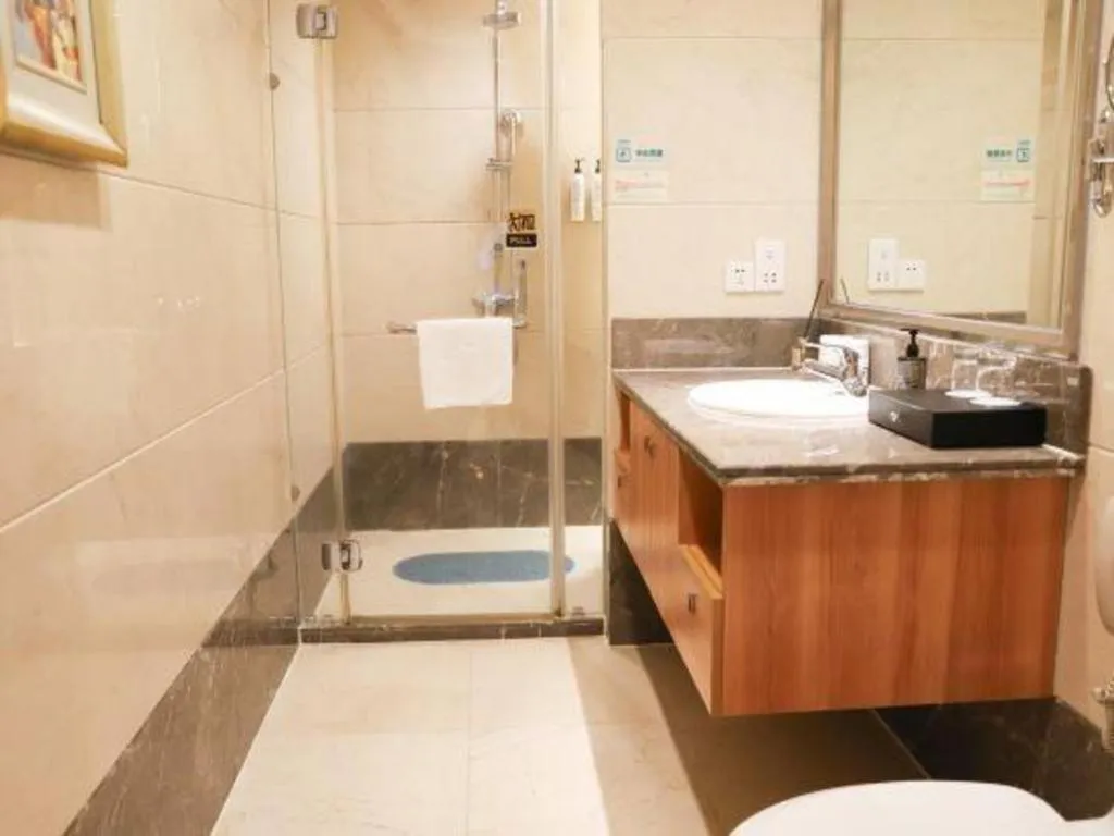 Golden Sea View Hotel Haikou