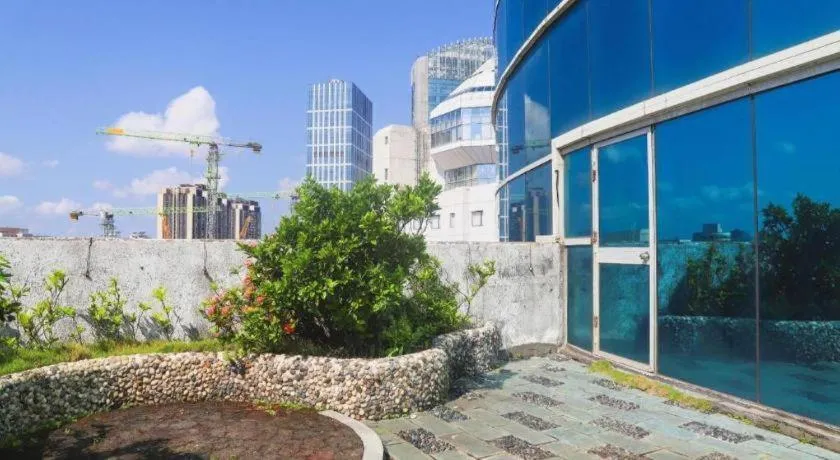 Golden Sea View Hotel Haikou