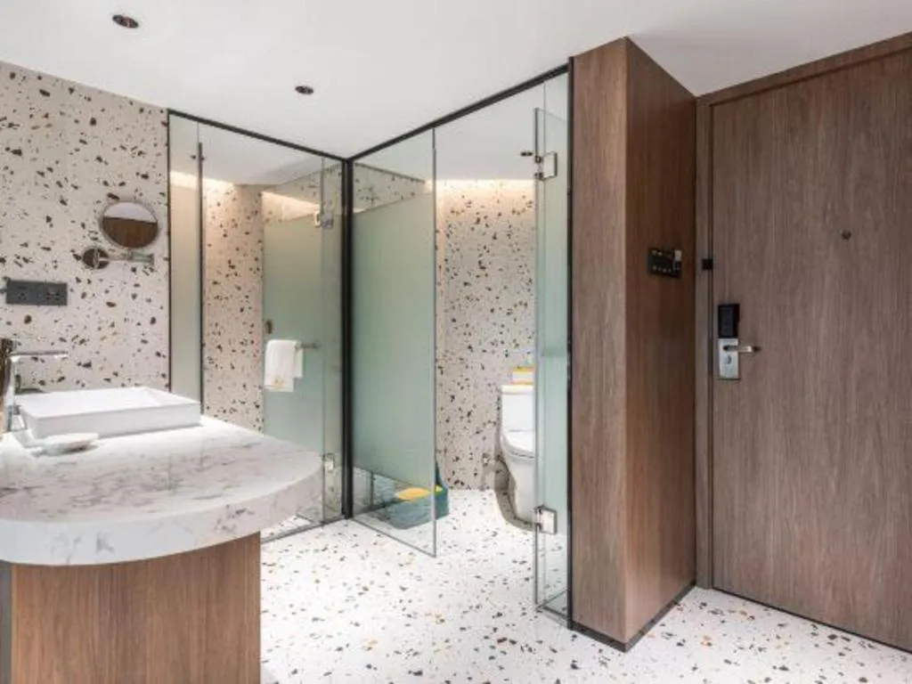 Golden Sea View Hotel Haikou