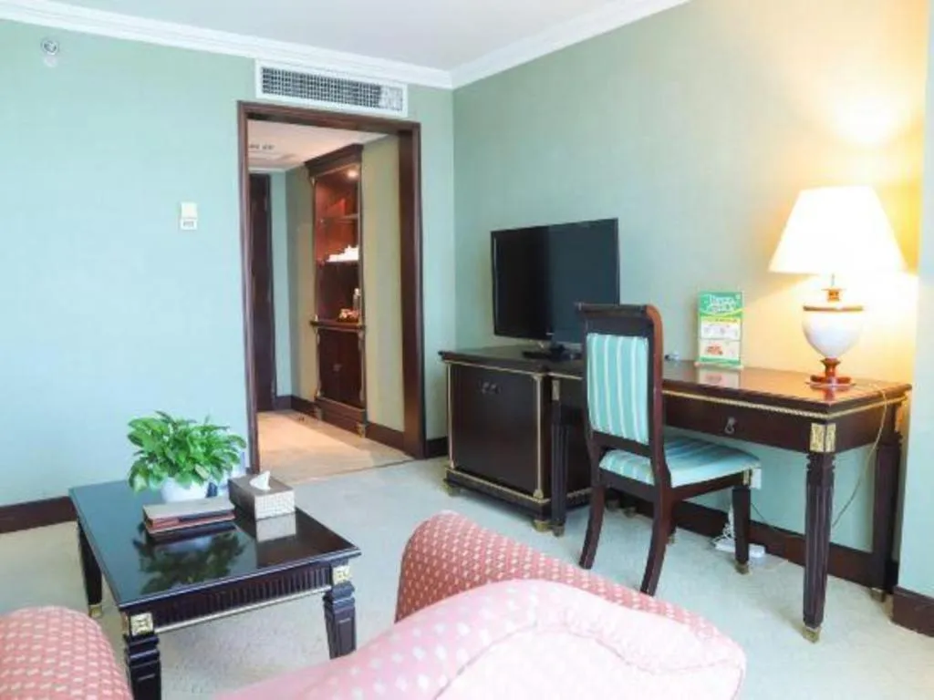 Golden Sea View Hotel Haikou