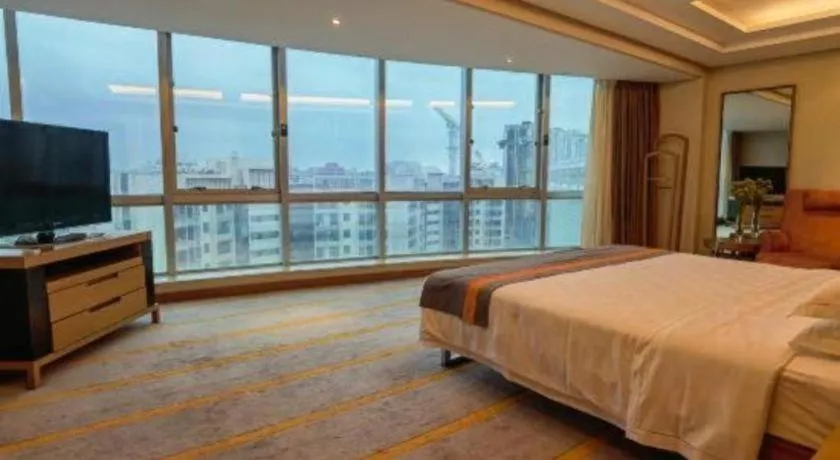 Bed in Golden Sea View Hotel Haikou