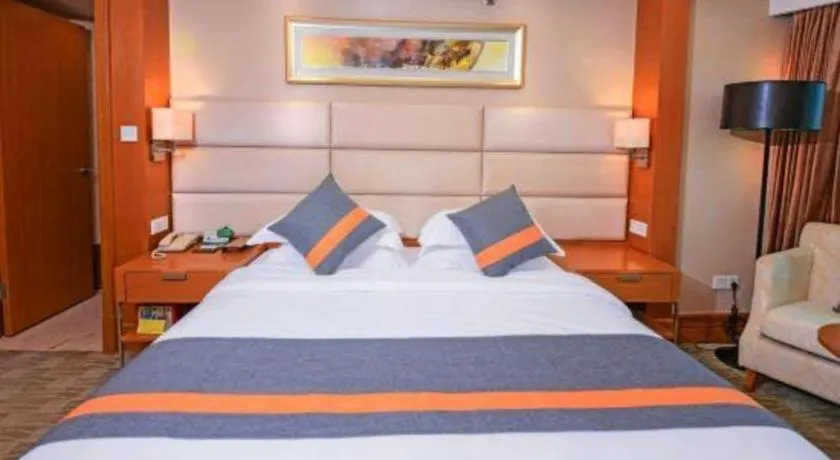 Bed in Golden Sea View Hotel Haikou