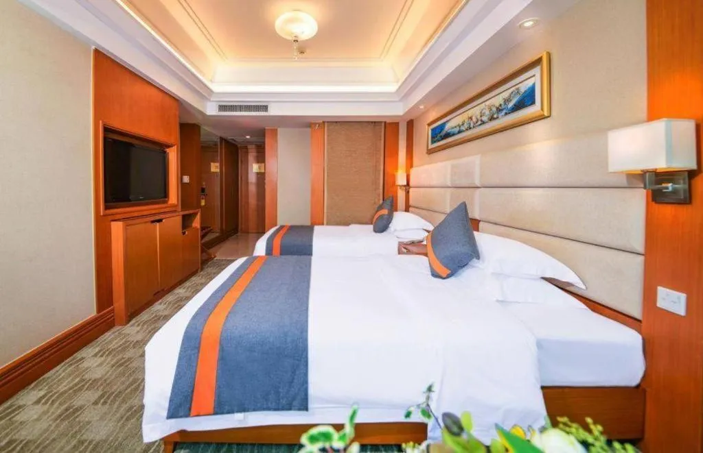Bed in Golden Sea View Hotel Haikou