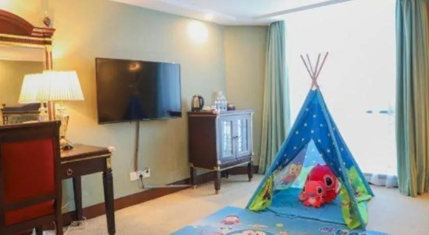 Bed in Golden Sea View Hotel Haikou