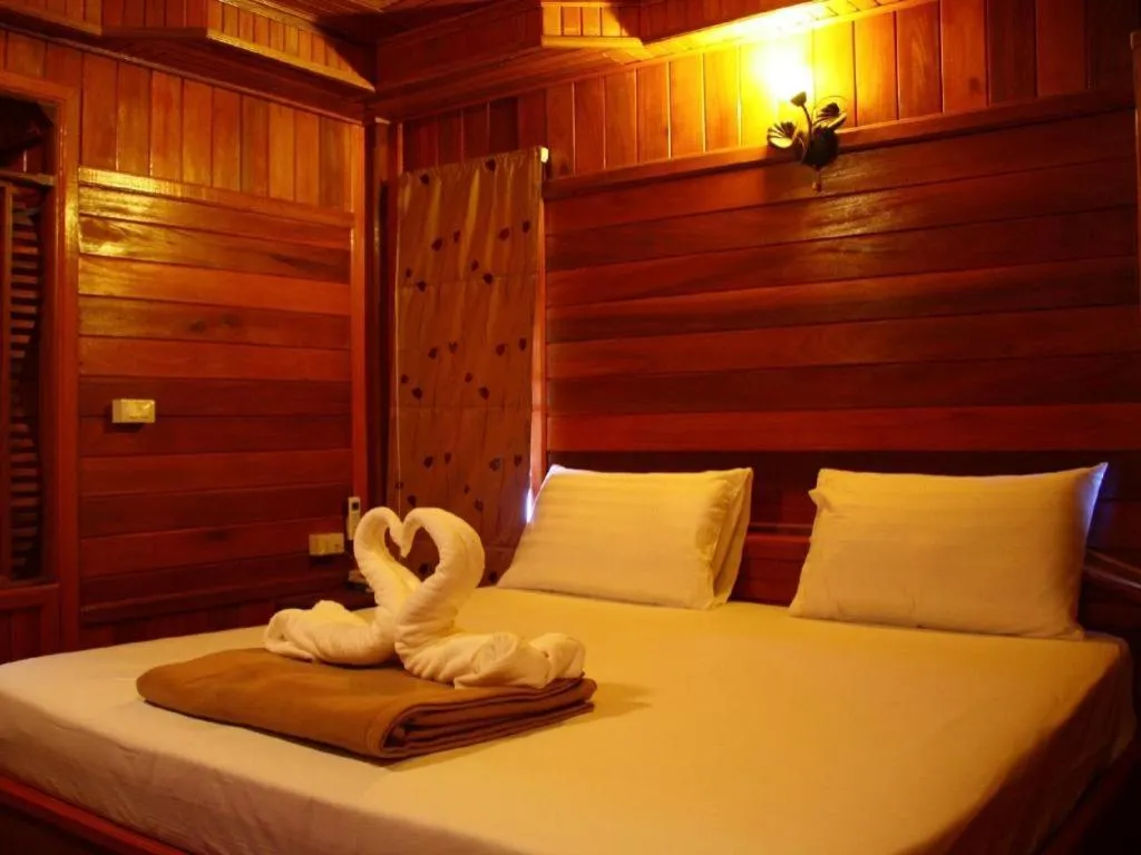 Bed in Sabai Ez Hotel