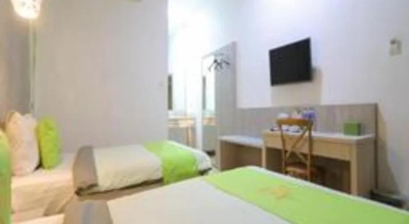 Bed in Hotel Huswah Airport