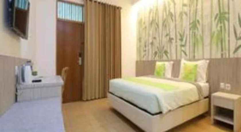 Bed in Hotel Huswah Airport