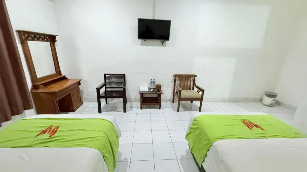 Bed in Hotel Huswah Airport