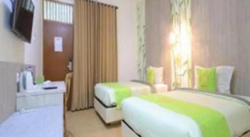 Bed in Hotel Huswah Airport