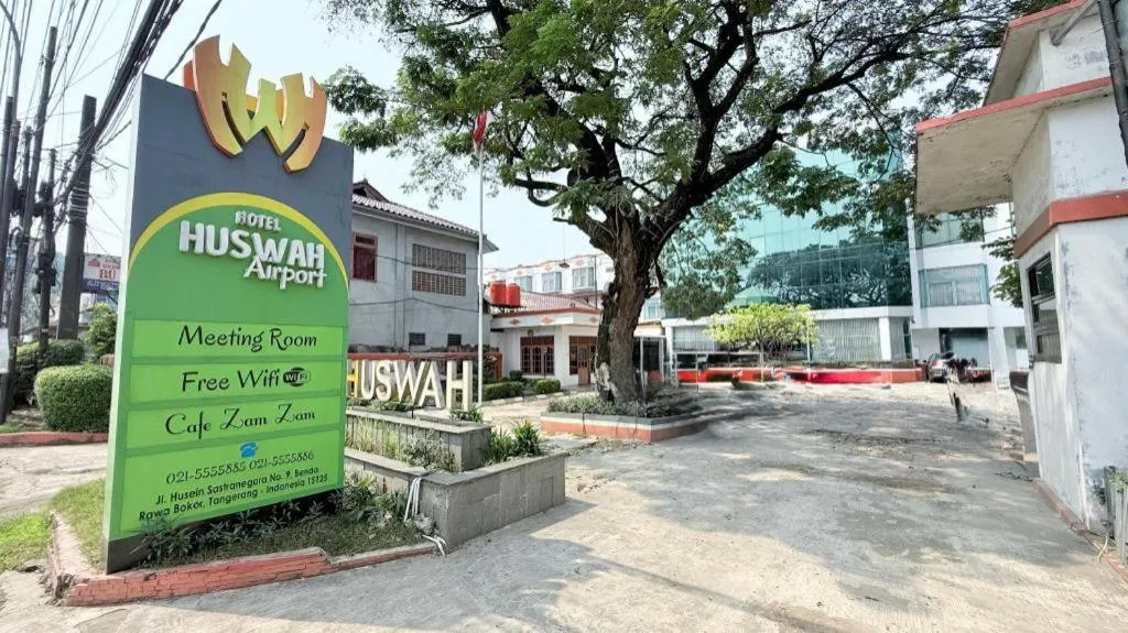 Hotel Huswah Airport