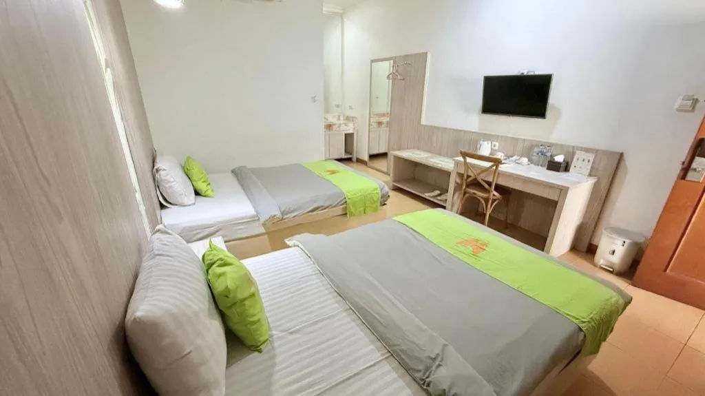 Bed in Hotel Huswah Airport