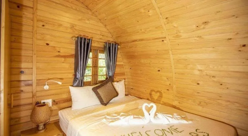 Bed in Doan Gia Resort