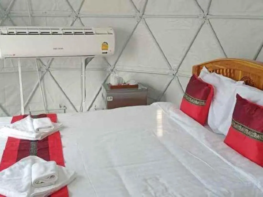 Bed in 111 Resort and Spa