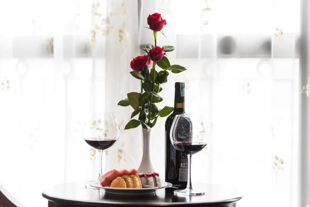 Ha Noi Crystal Pearl Hotel