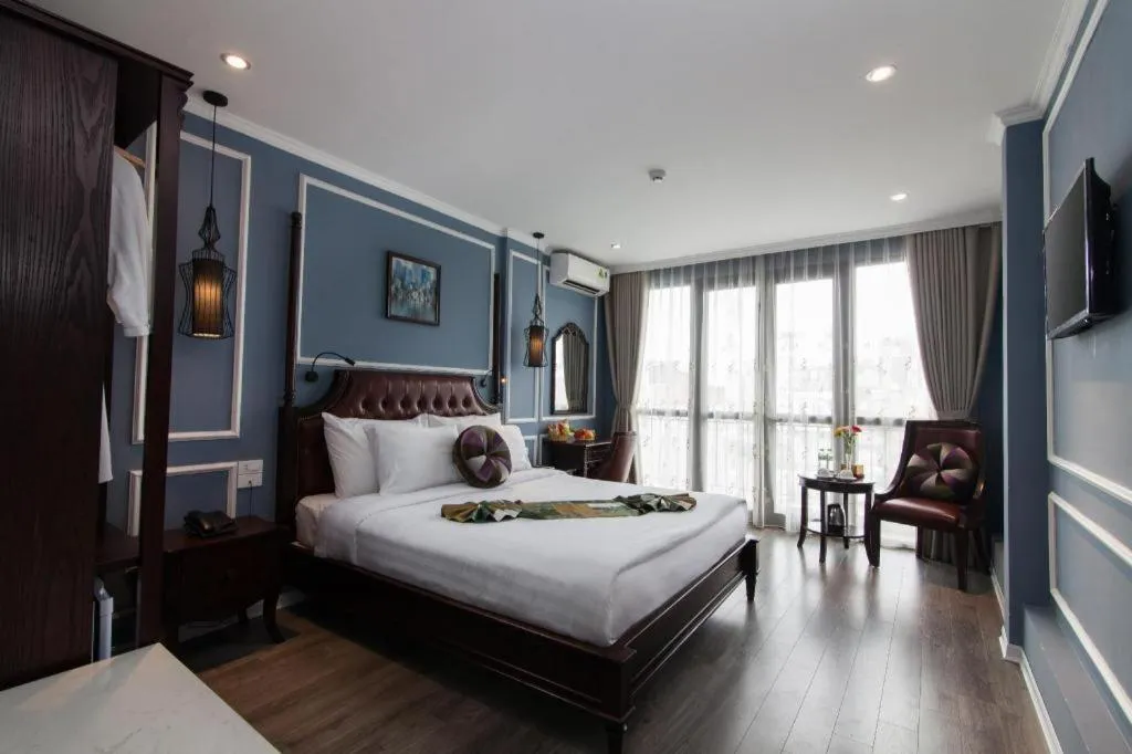 Bed in Ha Noi Crystal Pearl Hotel