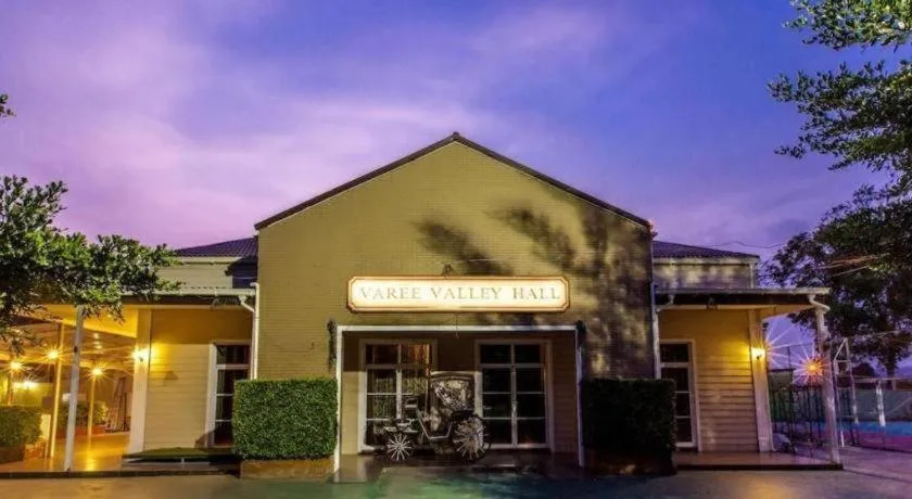 Varee Valley Resort and Restaurant