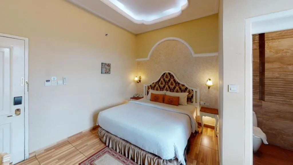 Bed in Sahira Hotel Pakuan