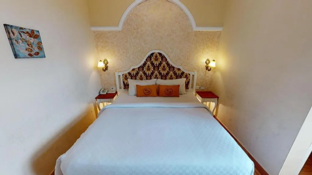 Bed in Sahira Hotel Pakuan