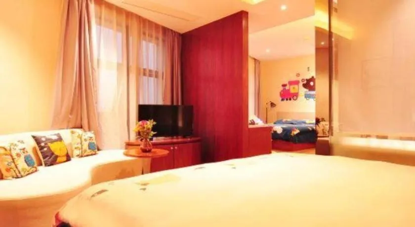 Bed in Hangzhou Berman Hotel