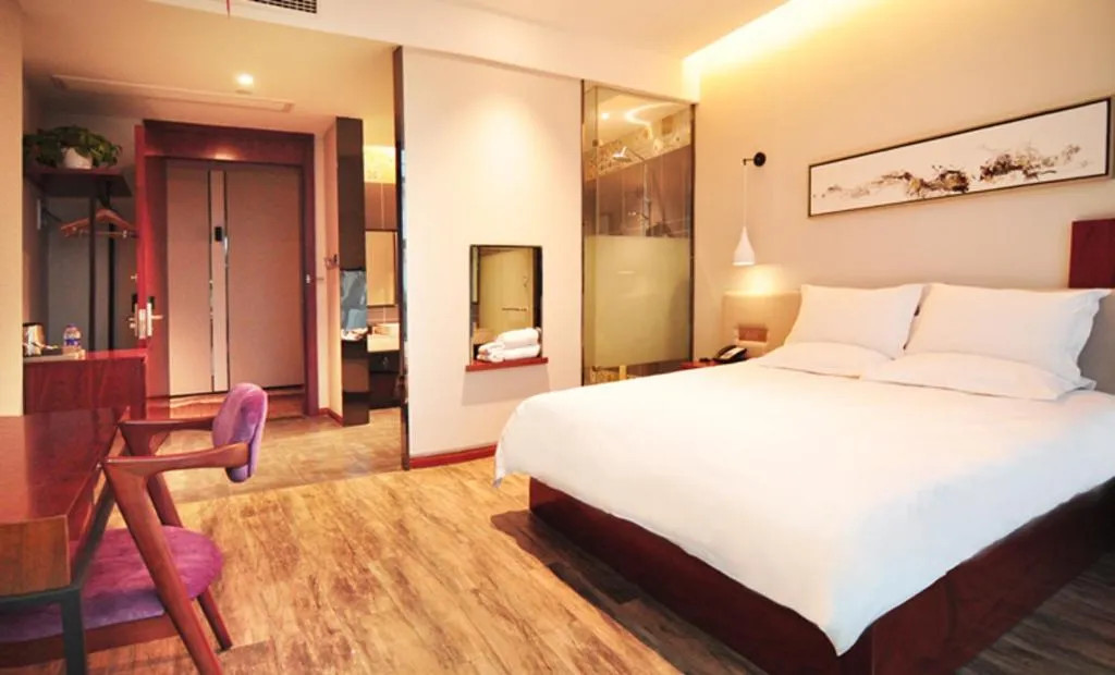 Bed in Hangzhou Berman Hotel