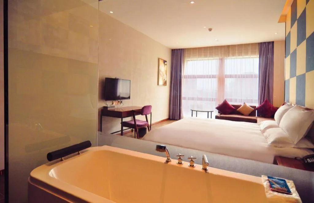 Bed in Hangzhou Berman Hotel