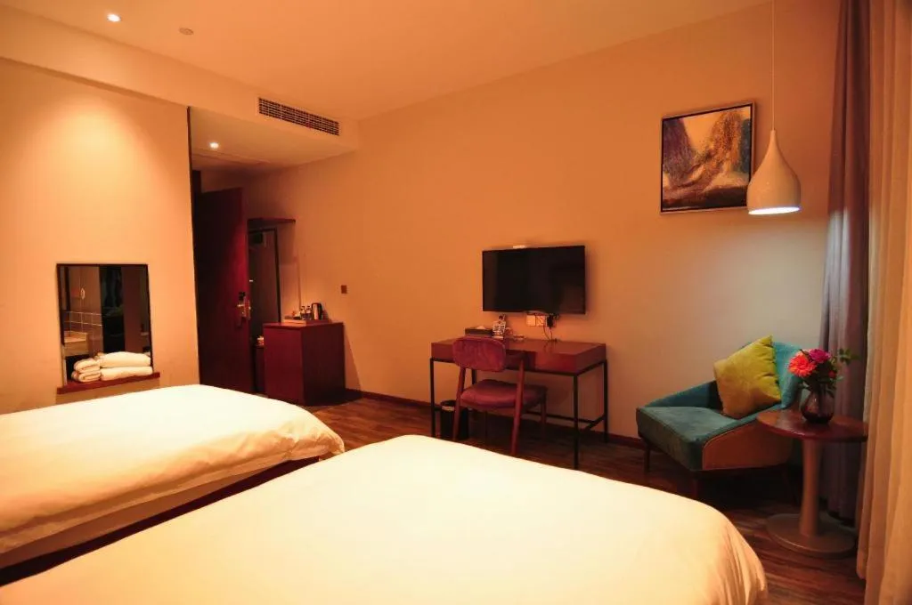 Bed in Hangzhou Berman Hotel