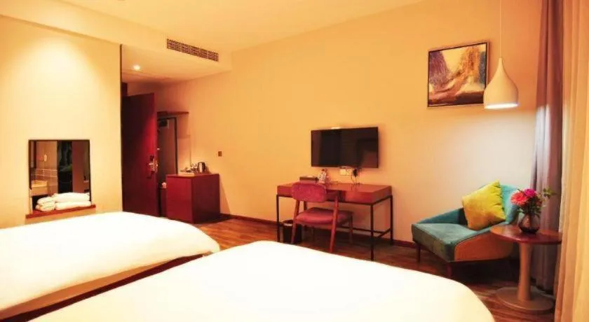 Bed in Hangzhou Berman Hotel